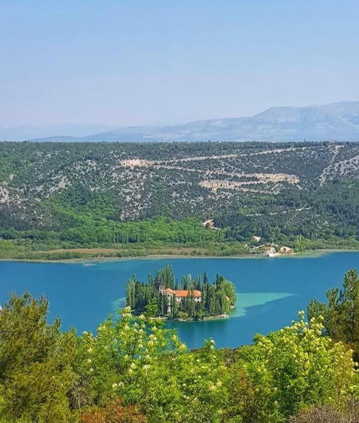 Hotel Krka Fairytale Little Castle à Skradin Extérieur photo